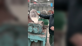 Granulatore per estrusione a doppio rullo per granulatore di fertilizzanti composti