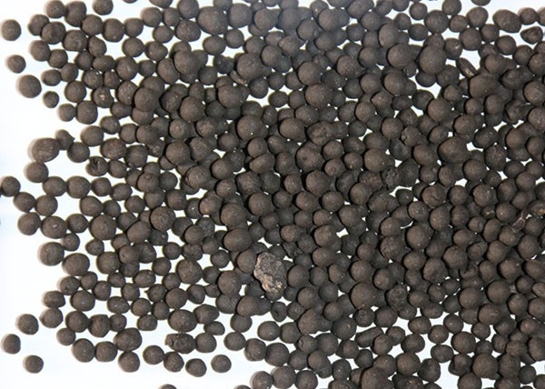 Processo di produzione automatizzato per migliorare l'efficienza nella linea di produzione di fertilizzanti organici