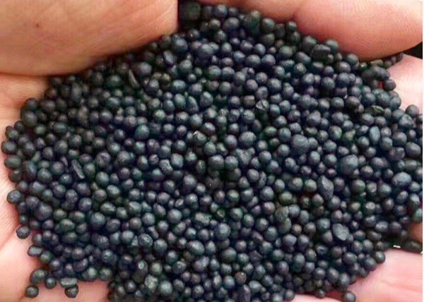 Granulatore di fertilizzante organico blu personalizzato con 100% di contenuto organico e capacità aggiuntiva
