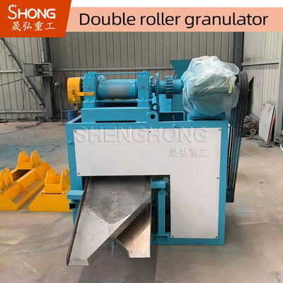 NPK Granulatore di fertilizzanti composti in polvere chimica secca con doppia estrusione a rulli 18,5 kW Potenza e capacità 1,5-2,5 tonnellate/ora