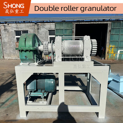 Granulatore per estrusione a doppio rullo per fertilizzanti con capacità di 1-4 t/h, tecnologia di granulazione a secco e certificazione ISO SGS BV