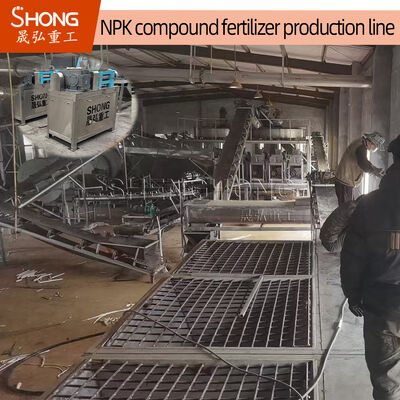 Linea di produzione di fertilizzante al solfato di potassio con materiale in acciaio al carbonio con capacità 5-6T / H per granuli di forma ovale